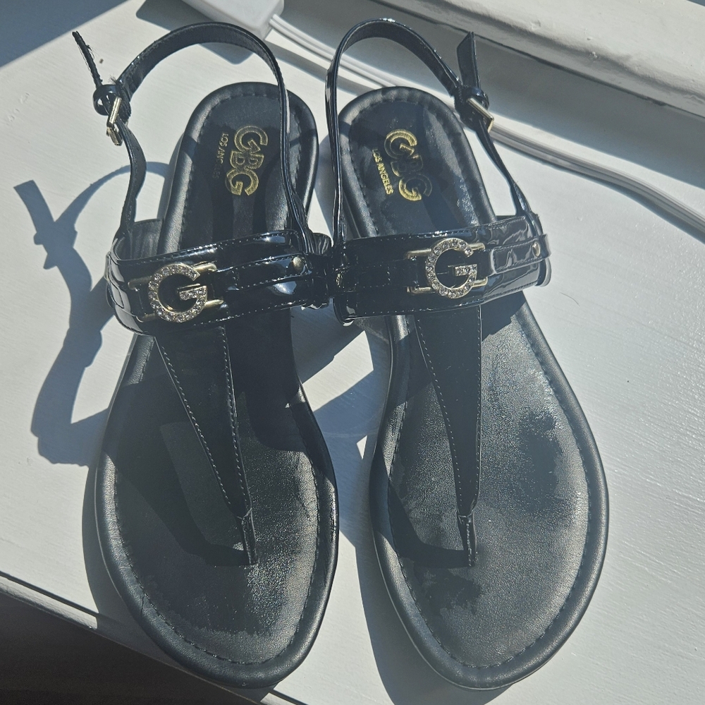 GBG Los Angeles Black Sandals with Gold Details Size 11 - Picture 2 of 5